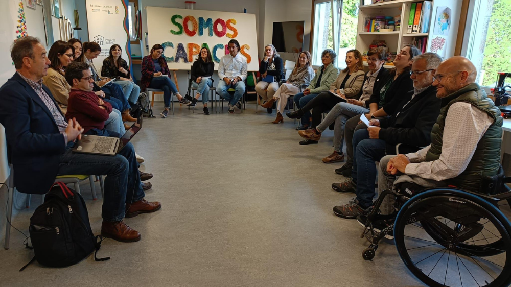 visita ministerio de derechos sociales y agenda 2030, proyecto rumbo, federacion aspace galicia, aspace galicia