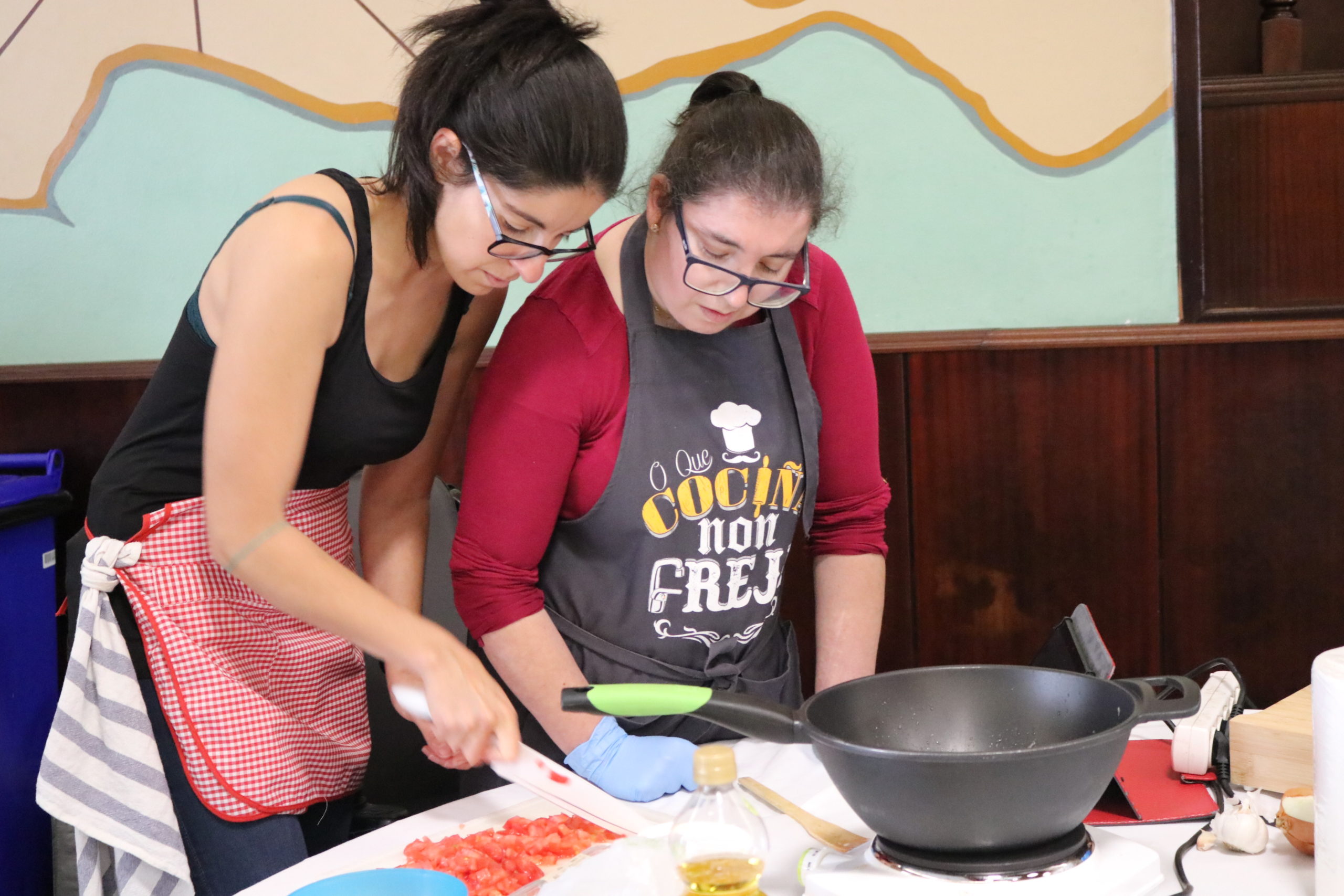 La Escuela Naval Militar de Marín acogió la última semifinal del concurso “En ASPACE cocinamos juntos”